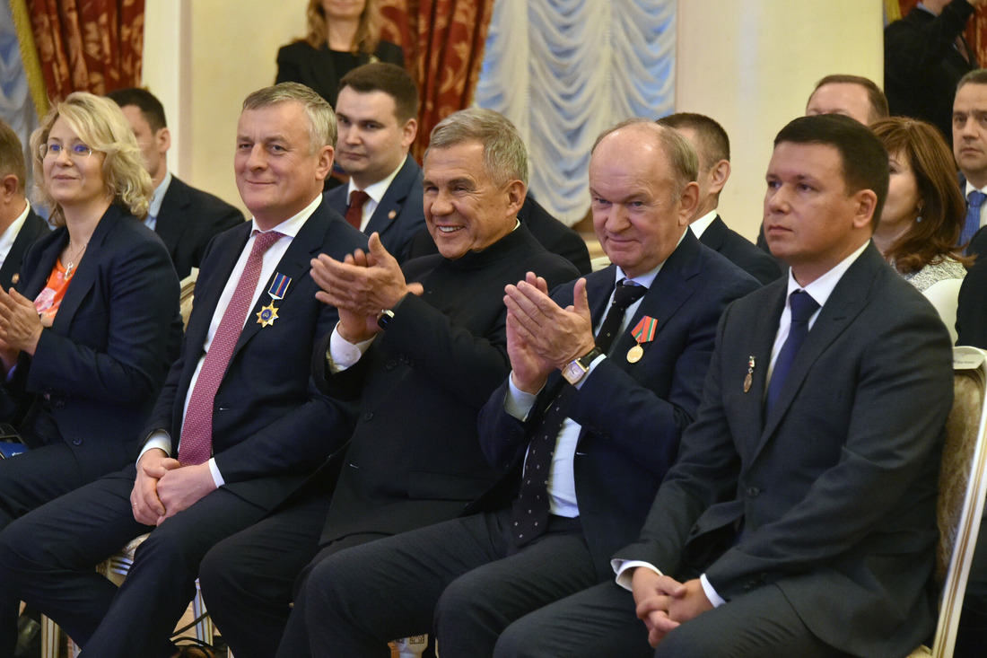 Участники церемонии награждения сотрудников «Газпром межрегионгаз Казань»