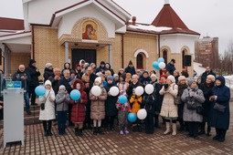 Общее фото с прихожанами храма Пантелеймона