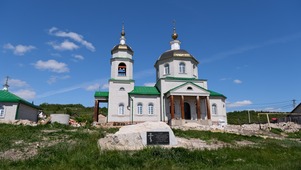 Храм во имя преподобного Иоанна Рыльского в поселке Рыбное Вольского района Саратовской области
